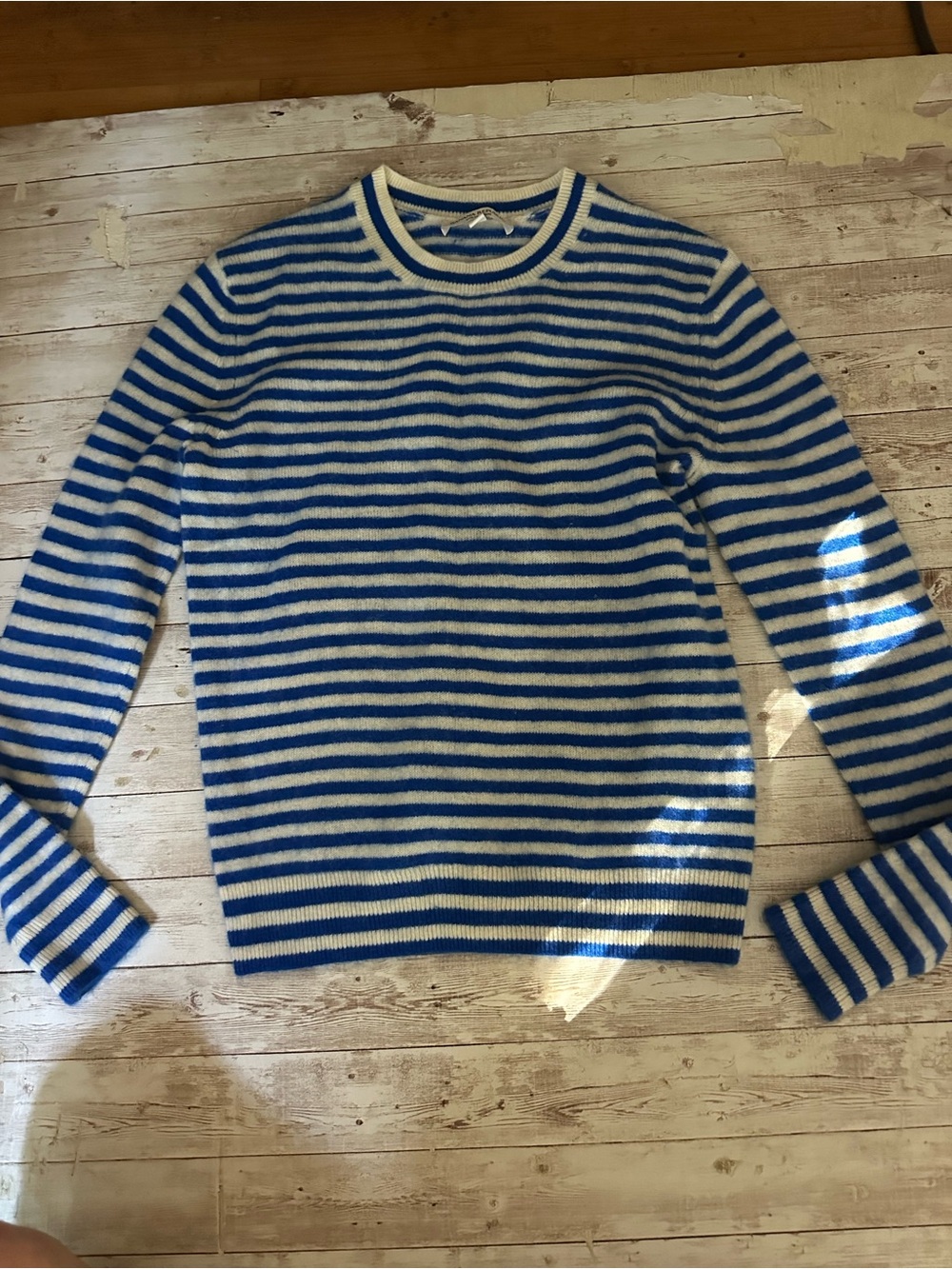 Banana Republic cashmere sweater